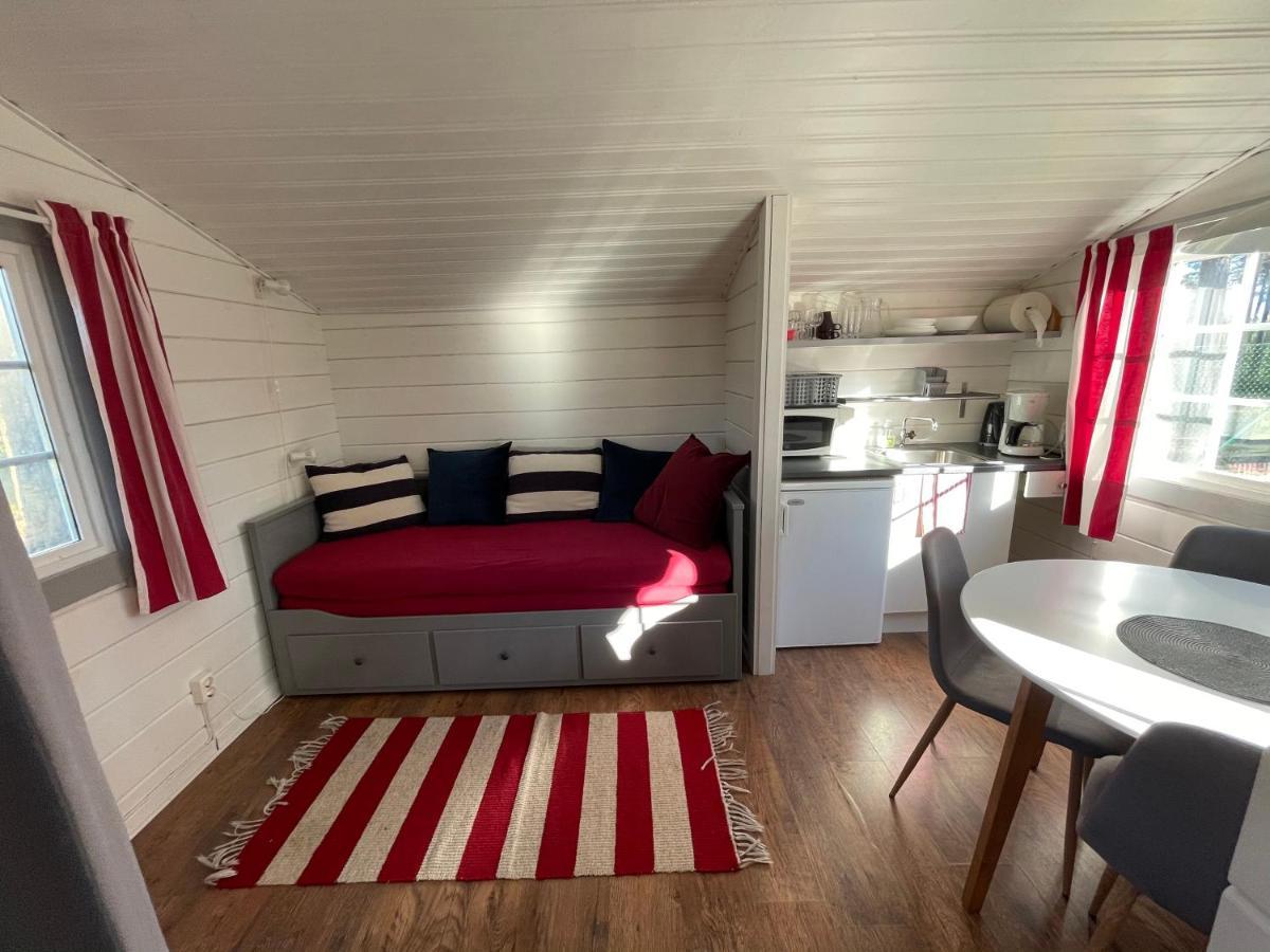 Hostel Hudiksvall Malnbaden Camping מראה חיצוני תמונה